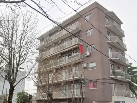 Venta Departamento 2 ambientes con cochera -J.L.Suarez