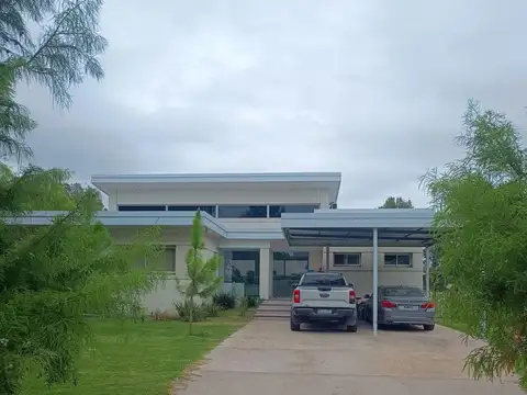 Casa en ALQUILER, PUERTO ROLDAN
