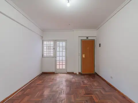 NUEVO PRECIO - DEPTO 3 AMB - PLANTA BAJA INTERNO - PATIO Y FONDO