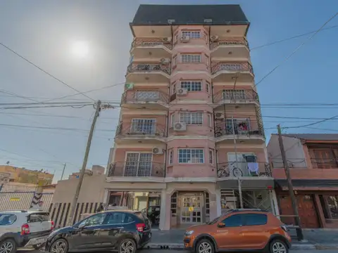 NUEVO PRECIO - DEPTO 3 AMB - PLANTA BAJA INTERNO - PATIO Y FONDO