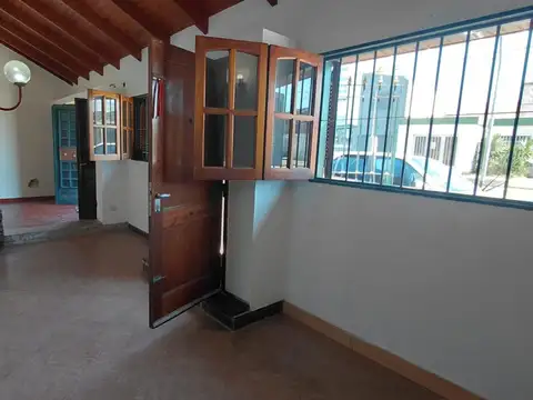 Casa en Alquiler en Alto Alberdi, $ 950.000