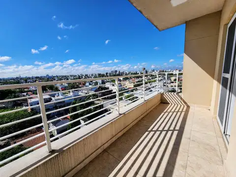 DEPARTAMENTO DE DOS AMBIENTES  CON BALCON AL CONTRAFRENTE