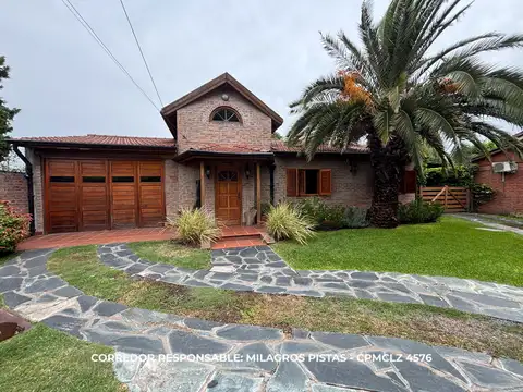 Casa 3 ambientes con 2 baños