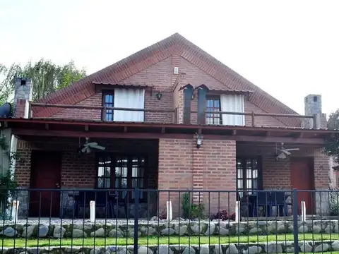 Hotel en Venta en Villa San Lorenzo, USD 740.000