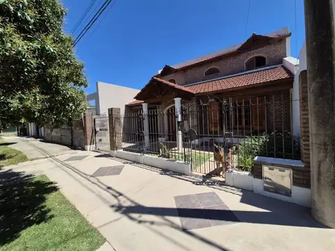Venta de Casa 4 AMBIENTES 2 DORMITORIOS en Juan de garay, Rafaela                              ...
