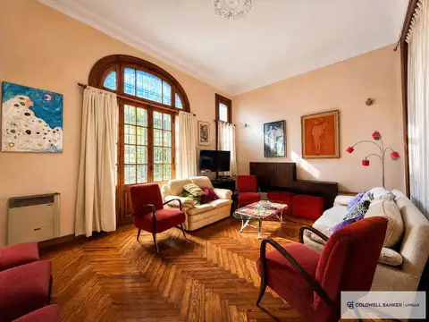 Depto Tipo Casa en Venta 100 años