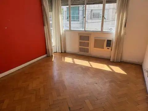 Avenida San Juan 3000, Piso 1