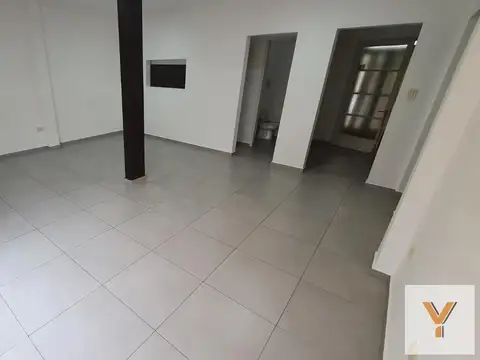 Depto Tipo Casa 4 ambientes con 2 baños