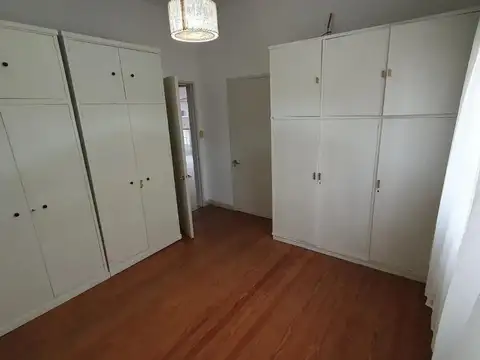Depto Tipo Casa en Alquiler 50 años