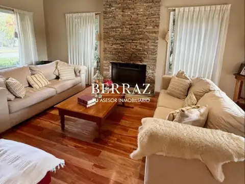 Casa Venta 3 Dormitorios Barrio La Montura Lote de 835 m2 Pilar