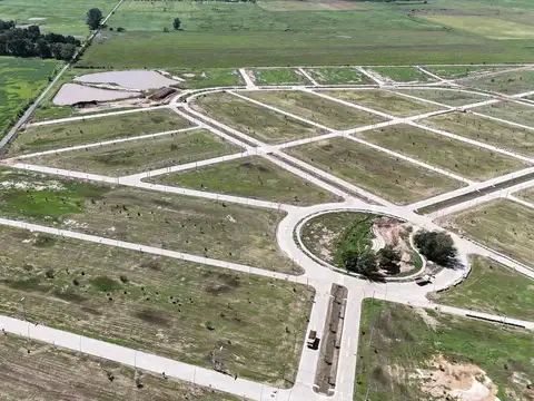 Terrenos en Villa Amelia- Barrio Abierto Neander- Lotes de 450 m2 Boulevard