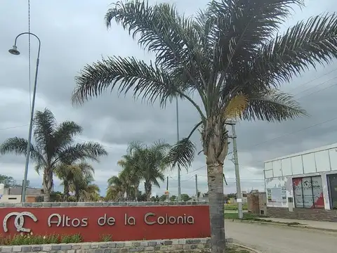 SE VENDE LOTE EN ALTOS DE LA COLONIA 350m2