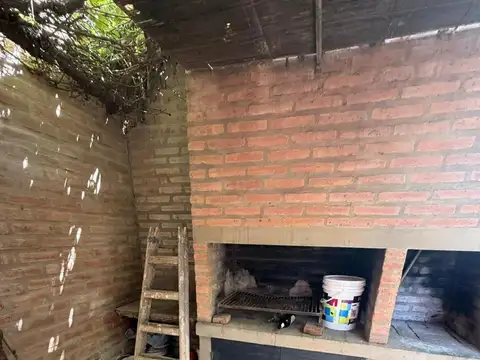 Casa en Alquiler con 1 cochera
