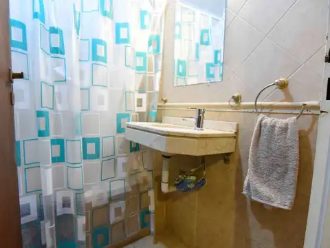 Depto Tipo Casa 2 ambientes con 1 baño