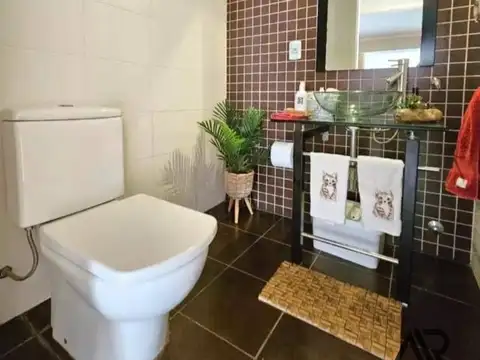 Casa Monoambiente con 5 baños