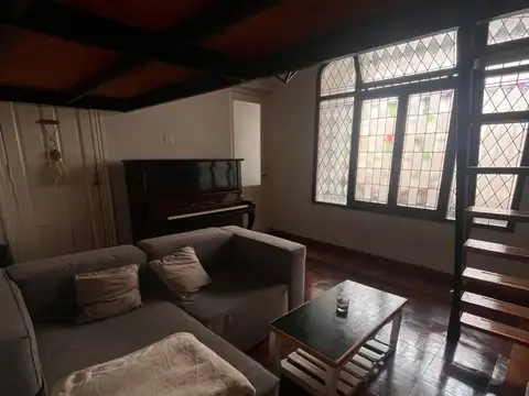 Depto Tipo Casa 4 ambientes con 3 baños