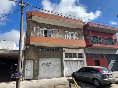 Depto Tipo Casa en Venta de 4 ambientes