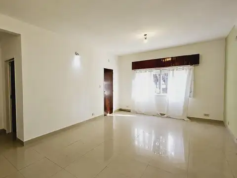 Depto Tipo Casa en Alquiler de 1 dormitorio