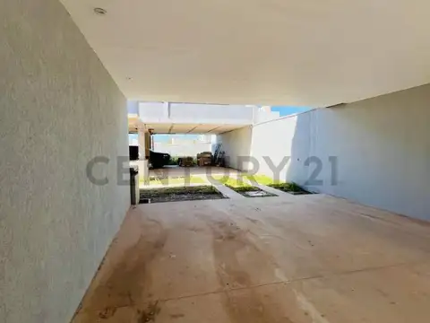 av. Juan Domingo Perón 200, Piso 0