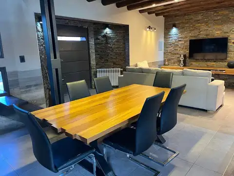 Casa en Venta al Este