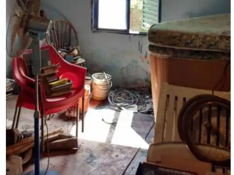 Casas en venta, esquina. Gral Las Heras (Bs As). L20021