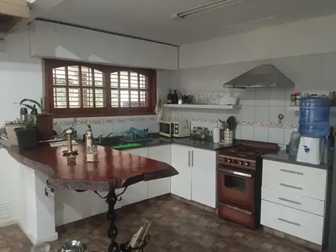 Casa 3 ambientes con 4 baños
