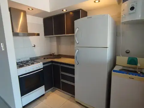 Departamento en Alquiler en Remedios De Escalada, $ 550.000