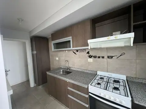 Departamento en Alquiler en Alto Alberdi, $ 1.050.000