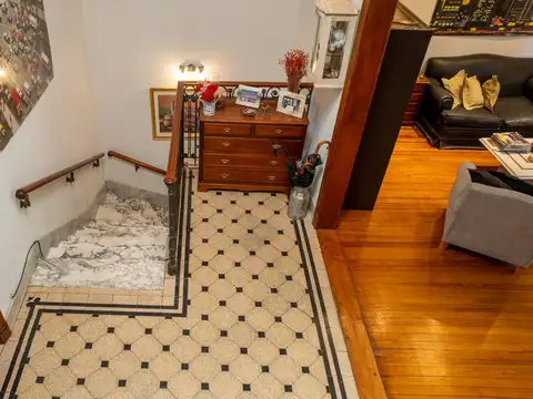 Depto Tipo Casa 4 ambientes con 2 baños