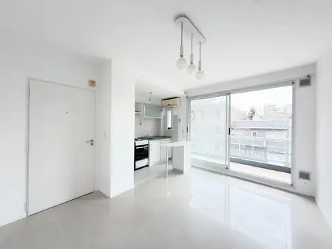 VENTA MONOAMBIENTE DIVIDIDO CON BULERA, FLORES