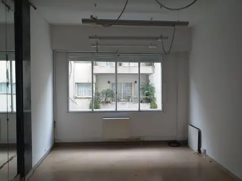 Oficina en Alquiler 60 años