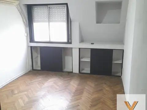 Departamento 6 ambientes con 1 baño