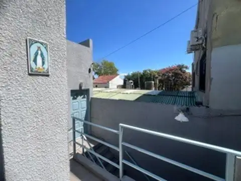 Depto Tipo Casa en Venta de 2 dormitorios