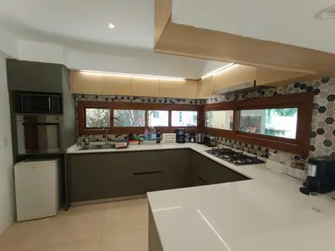 Casa en Venta en Ituzaingo, USD 485.000