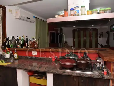 Casa 4 ambientes con 1 baño
