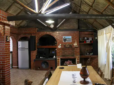 Casa en venta en Villa del Plata 5 dormitorios