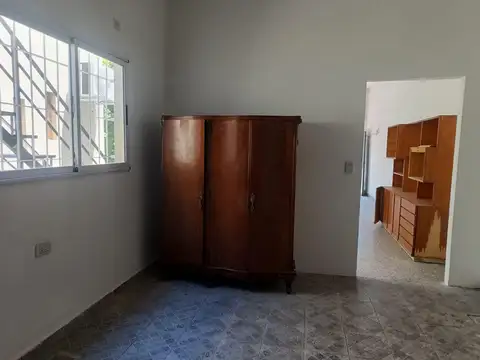 Depto Tipo Casa en Alquiler en Aldo Bonzi, $ 450.000