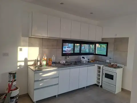 Casa 4 ambientes con 3 baños