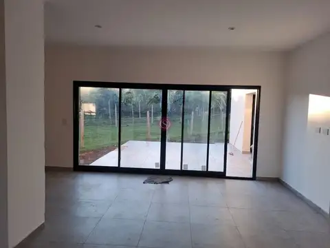 Casa en Venta en Barrio San Eduardo, Pilar del Este, Pilar