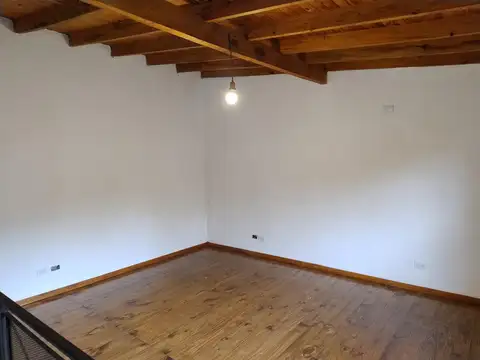 Departamento en Alquiler con 1 cocheras