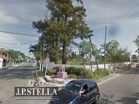 Fracción Industrial/Comercial  5237 m² frente a 3 calles - Villa Luzuriaga