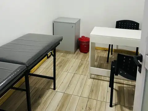 Local en Alquiler Temporal en La Plata, $ 250.000