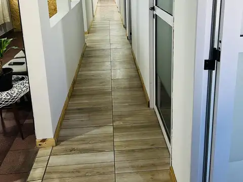 Consultorios / Locales en Alquiler - Frente al Parque Saavedra