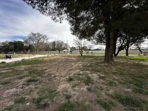 Terreno en Venta en Villa Eucarística, USD 125.000