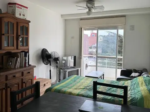 Departamento en  venta monoambiente en republica de la sexta