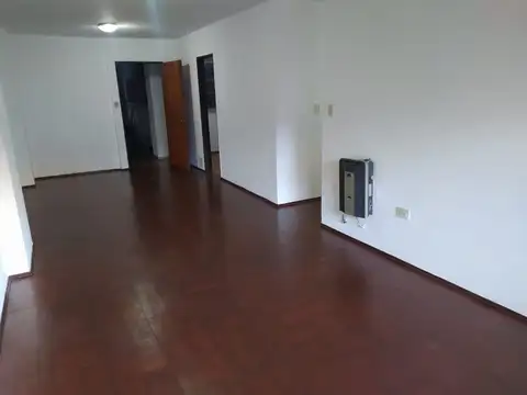 ALQUILER   DEPTO  3 DORMITORIOS 2 BAÑOS B CENTRO