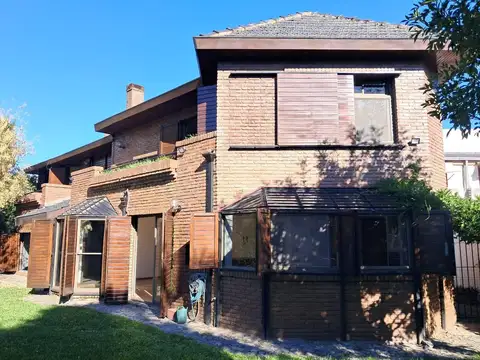 Casa en Alquiler de 5 dormitorios