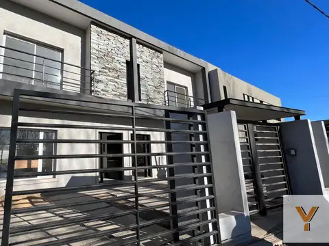 Depto Tipo Casa en Venta de 4 ambientes