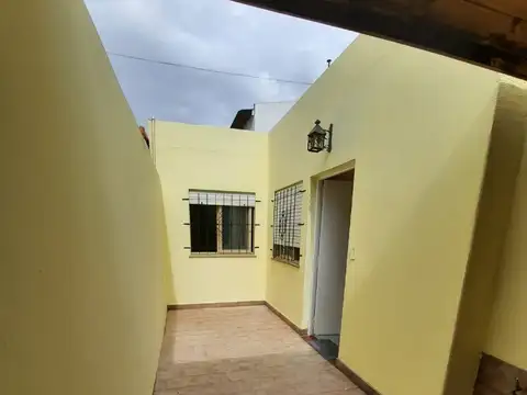 VENTA PH 3 AMB, Con 2 Patios Y COCHERA  C/espacio para 2 coches