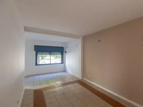 Depto Tipo Casa en Alquiler 63 años